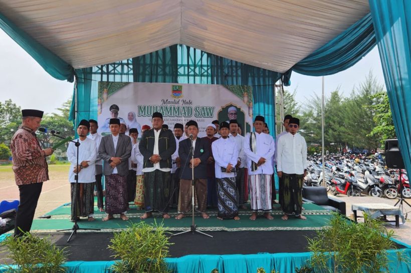Lantik Pengurus MUI Kecamatan, Prof Mahmud Ingatkan Peran Ulama sebagai Khadimul Ummah